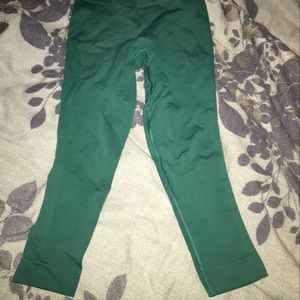 Lululemon zone in Capri sz 6